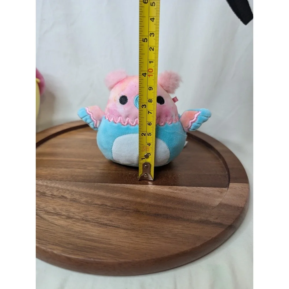 Squishmallows Gala Giffin,Squishmallows Leticia the Lemon,‎ 4